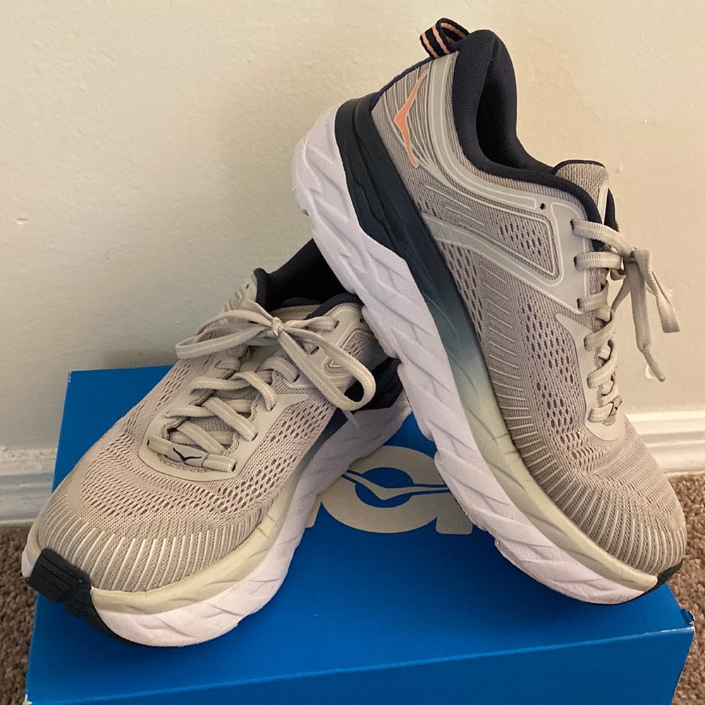 Hoka Bondi 7 Women’s Running Shoes